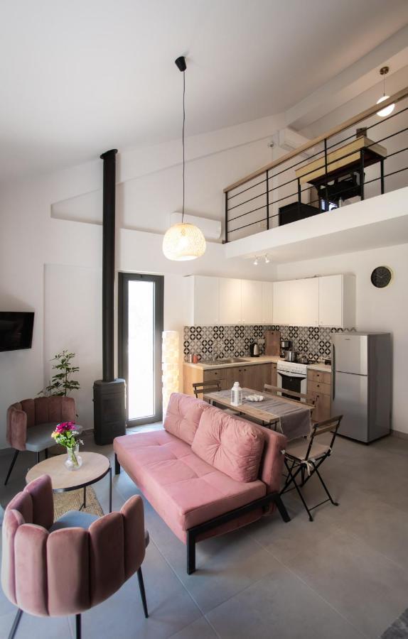 Isida - Cozy Sea Walk Lodge With Private Garden Nea Makri Exterior foto