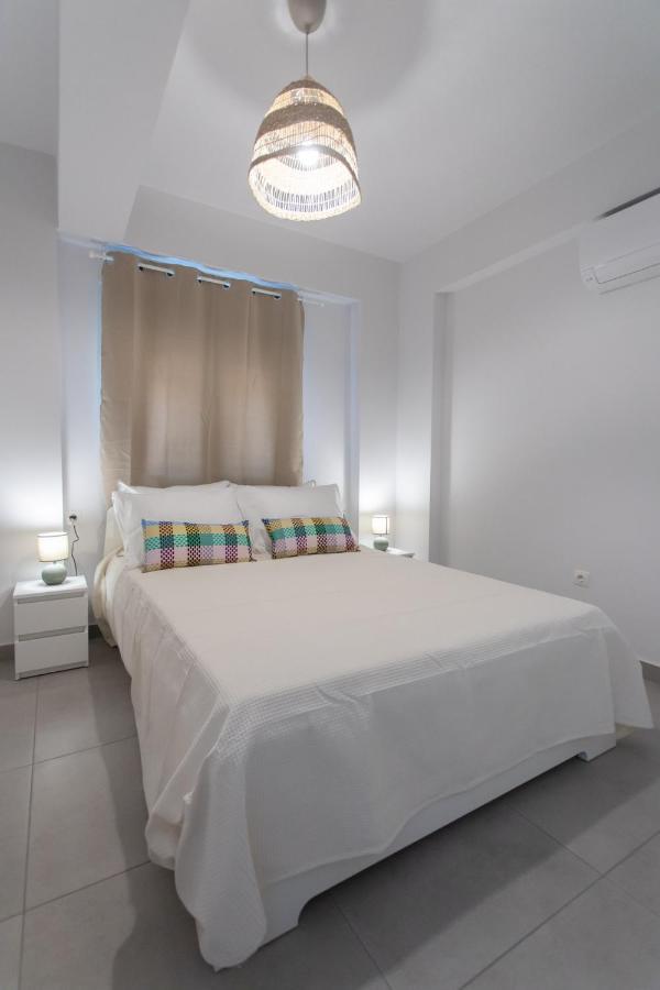 Isida - Cozy Sea Walk Lodge With Private Garden Nea Makri Exterior foto